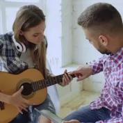 Genc Gitar Kursu 3 2