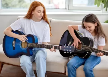 9 Yaş Gitar Kursunun Çocukların Okul Başarısına Etkisi Nedir?