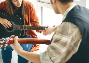 Gitar Çalarken Yapılan Hatalar Neler?