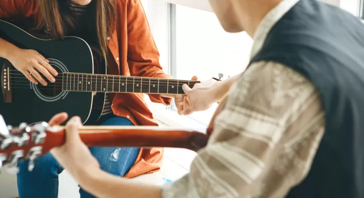 Gitar Çalarken Yapılan Hatalar Neler?