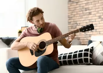 Herkes Gitar Çalabilir mi? Ben Neden Gitar Çalamıyorum?