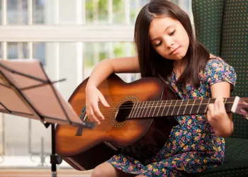 Ücretsiz Gitar Kursu Verimli Olur mu?