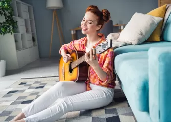 Yeni Başlayanlar İçin Kolay Gitar Akorları