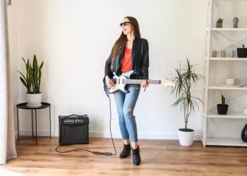 Elektro Gitar Alırken Dikkat Edilmesi Gerekenler - Elektro Gitar Seçimi İpuçları