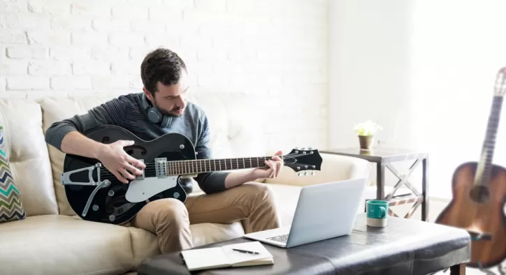 Neden Olmasın! - Kursa Gitmeden Gitar Öğrenmek Mümkün mü?