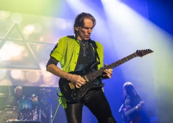 En İyi Elektro Gitaristler ve Unutulmaz Performansları