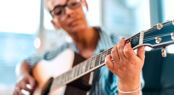 Gitar Çalmak Yetenek İster mi? Yeteneğinizi Keşfedin!