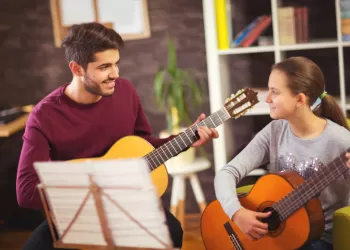 Gitar Eğitimi Kaç Yaşında Başlar?