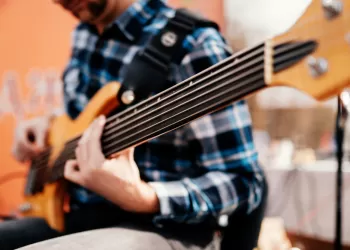 Perdesiz Gitar Nedir?