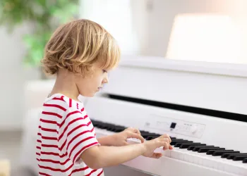 Enstrüman Çalmanın Beyne Faydaları