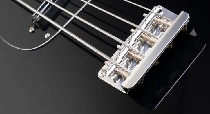 4 Telli Gitarın Adı Nedir? (Cevap: Genellikle Bas Gitar)